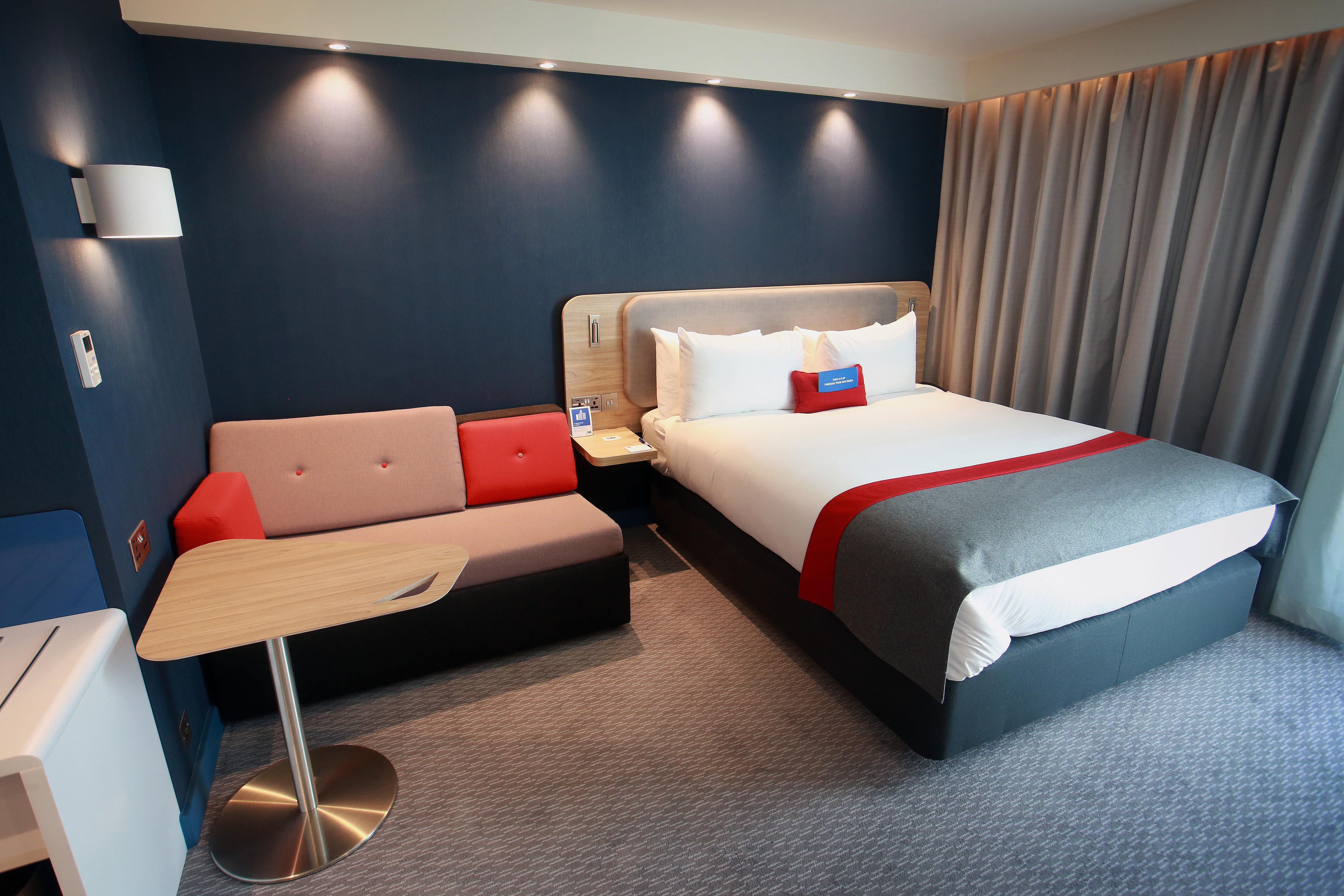 Holiday Inn Express - Manchester - Traffordcity By Ihg Urmston Exterior foto