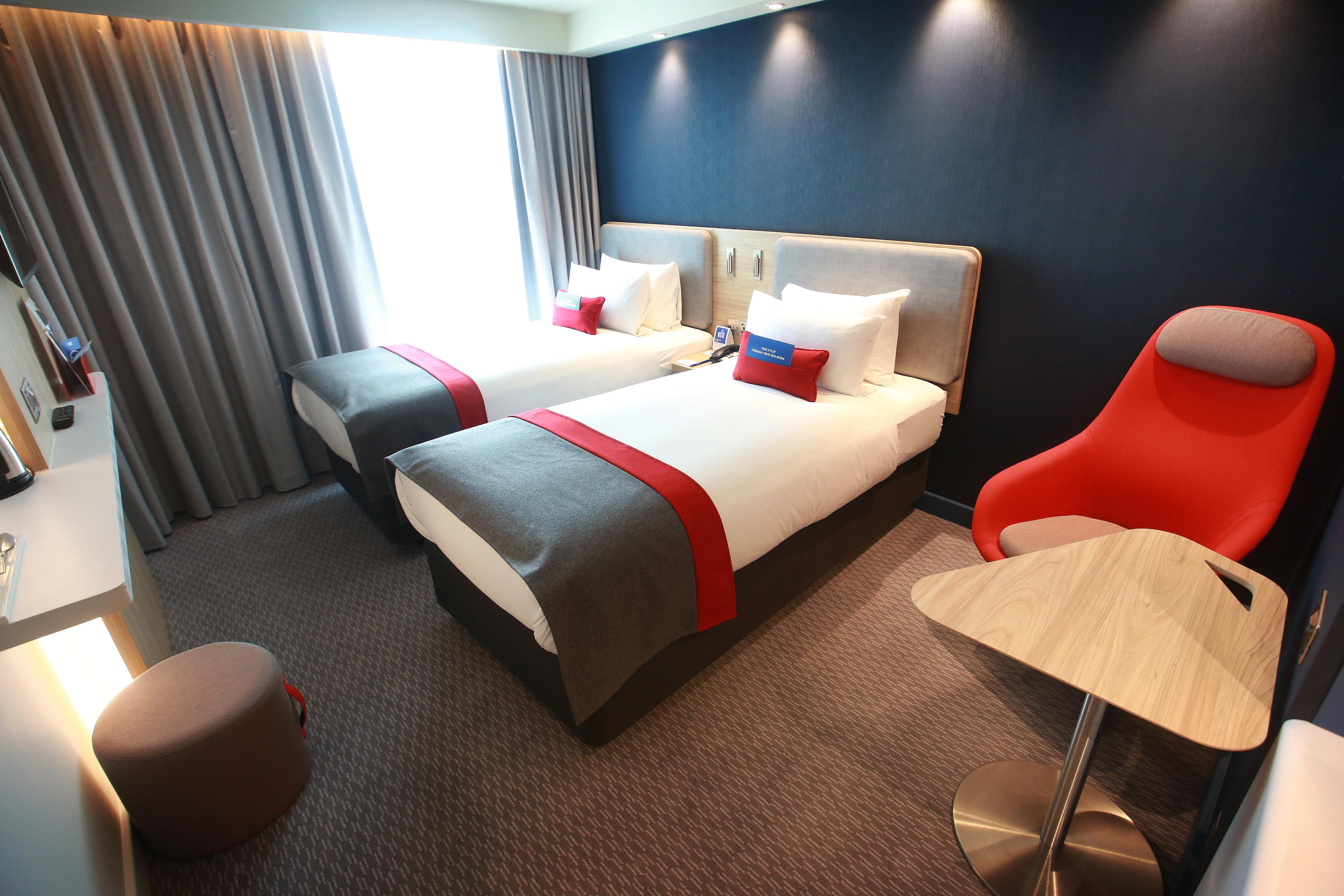 Holiday Inn Express - Manchester - Traffordcity By Ihg Urmston Exterior foto