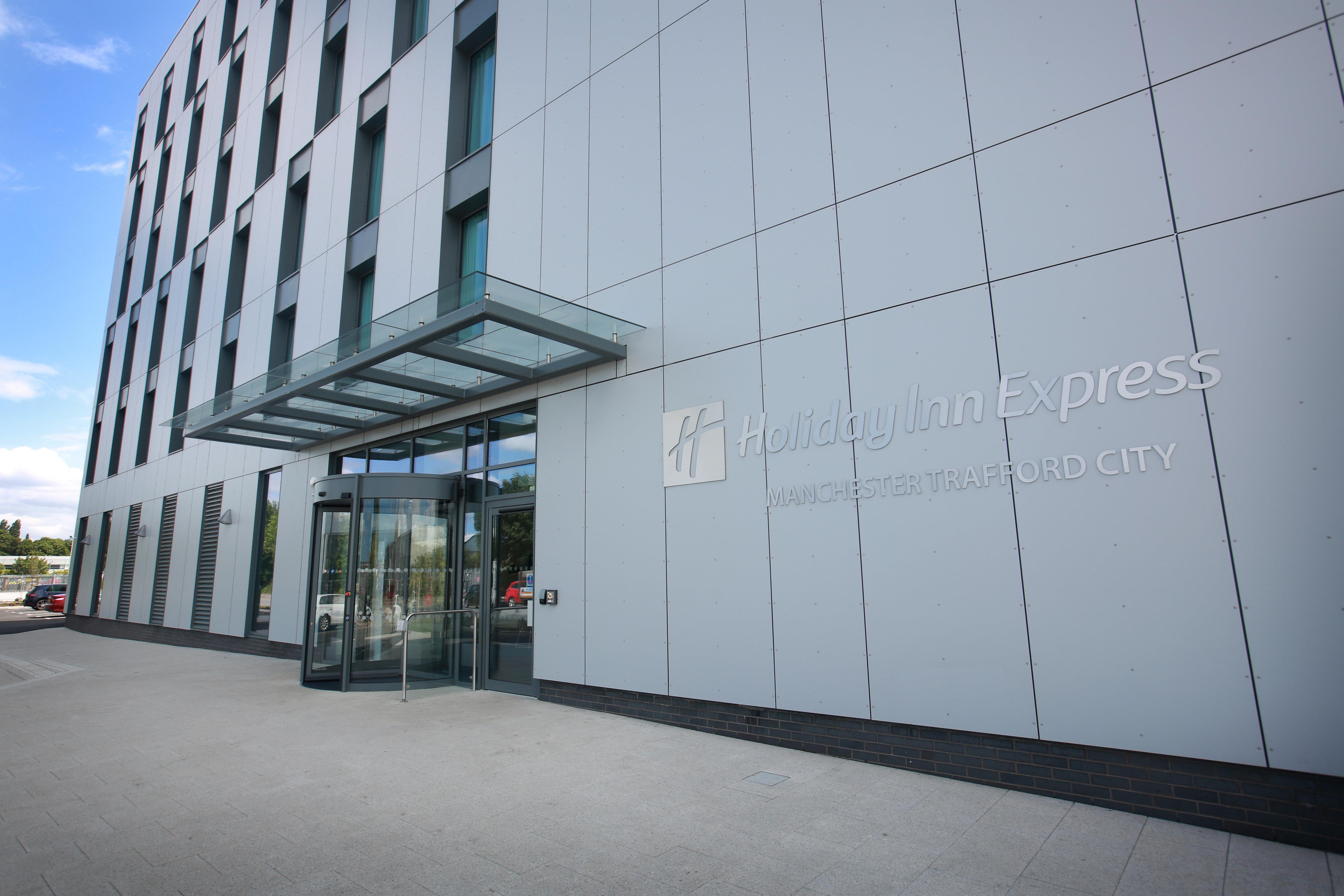 Holiday Inn Express - Manchester - Traffordcity By Ihg Urmston Exterior foto