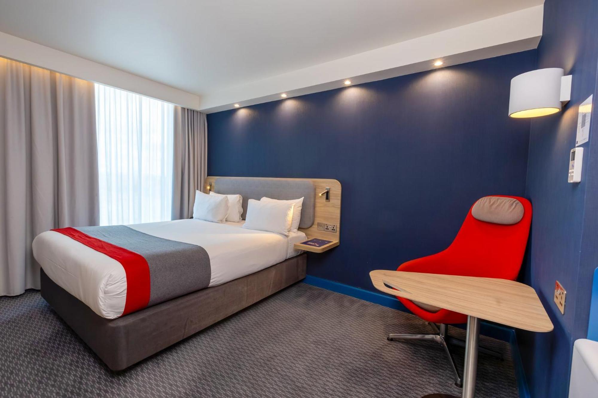 Holiday Inn Express - Manchester - Traffordcity By Ihg Urmston Exterior foto