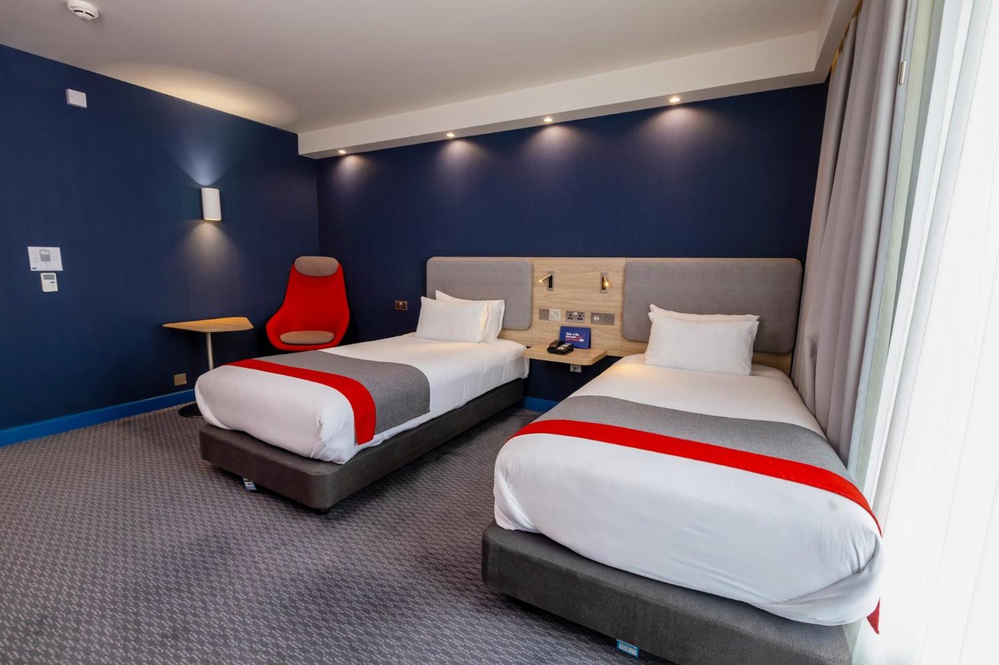 Holiday Inn Express - Manchester - Traffordcity By Ihg Urmston Exterior foto