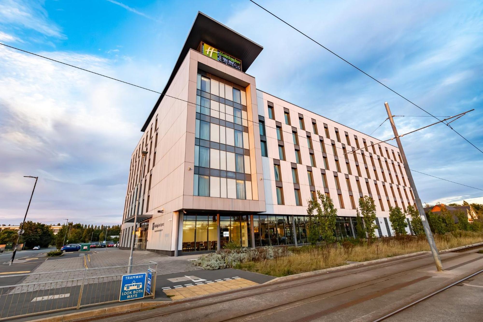 Holiday Inn Express - Manchester - Traffordcity By Ihg Urmston Exterior foto