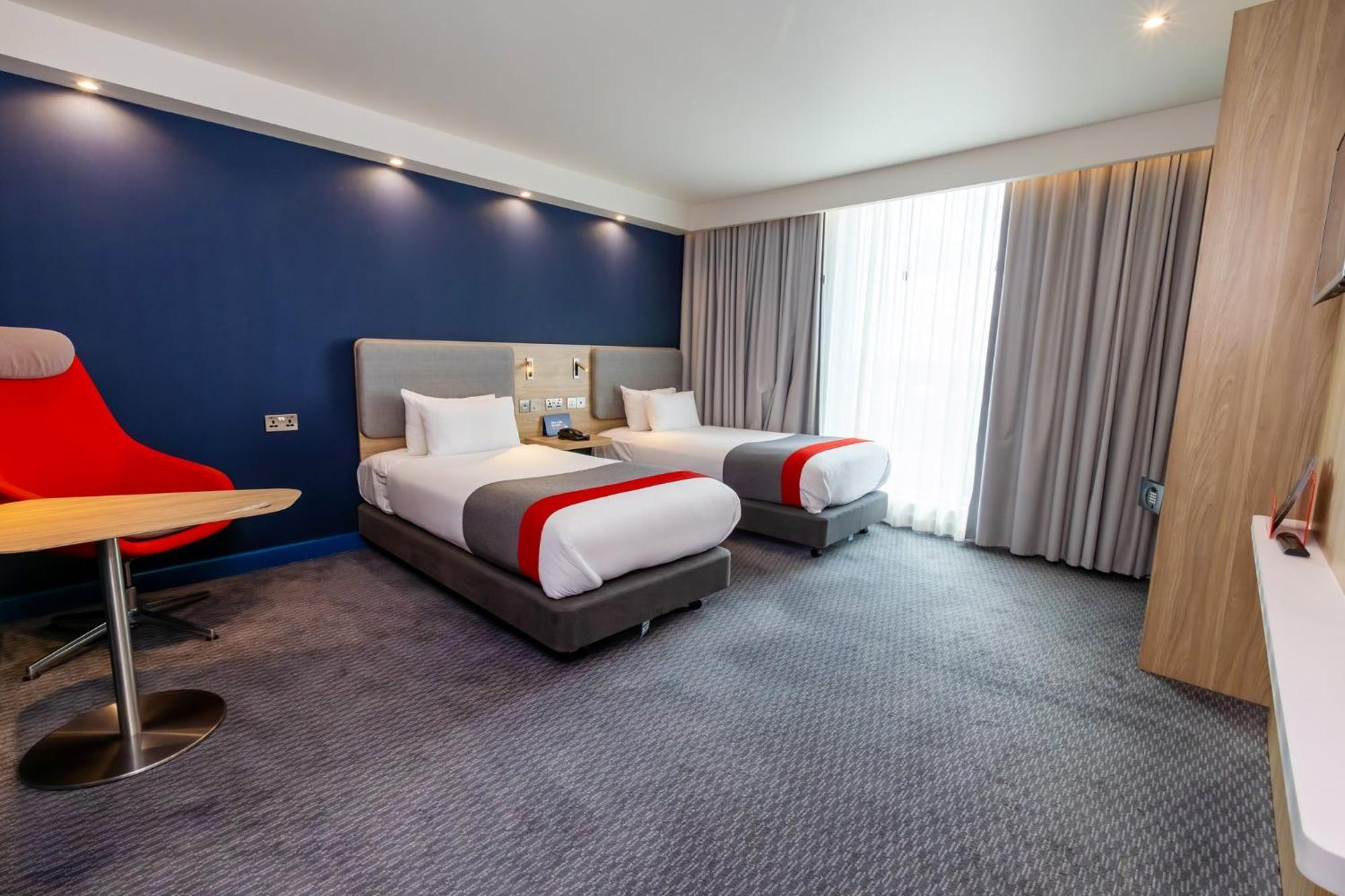 Holiday Inn Express - Manchester - Traffordcity By Ihg Urmston Exterior foto